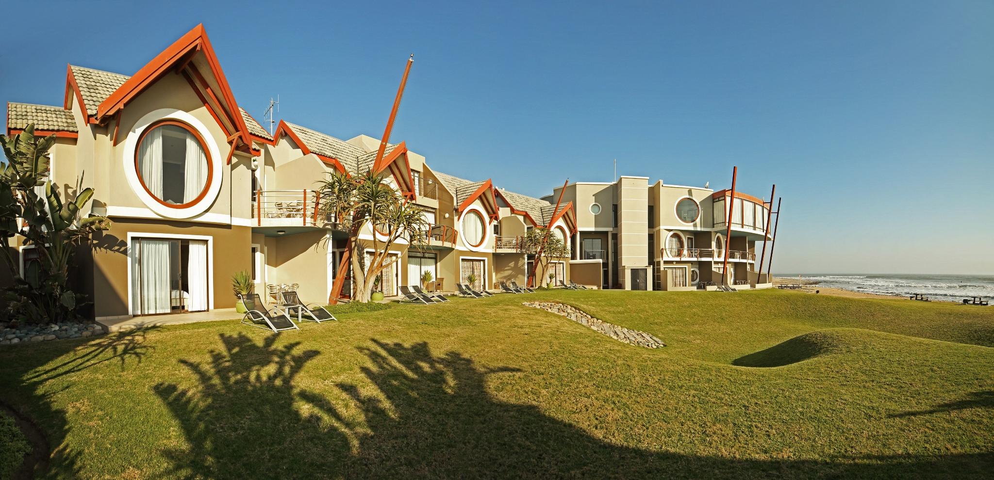 Beach Lodge Суакопмунд Екстериор снимка